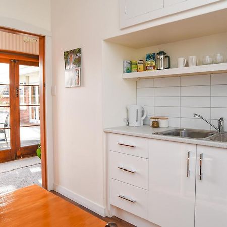 Sunny Mornington 2 Bedroom Guest Suite Dunedin Luaran gambar